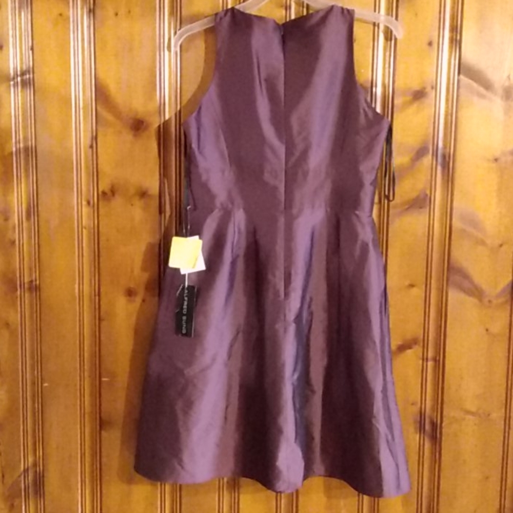 Dress - Picture 4 of 5